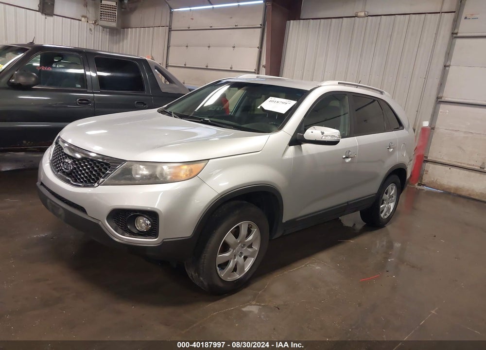 2012 KIA SORENTO LX VIN: 5XYKT3A61CG190216
