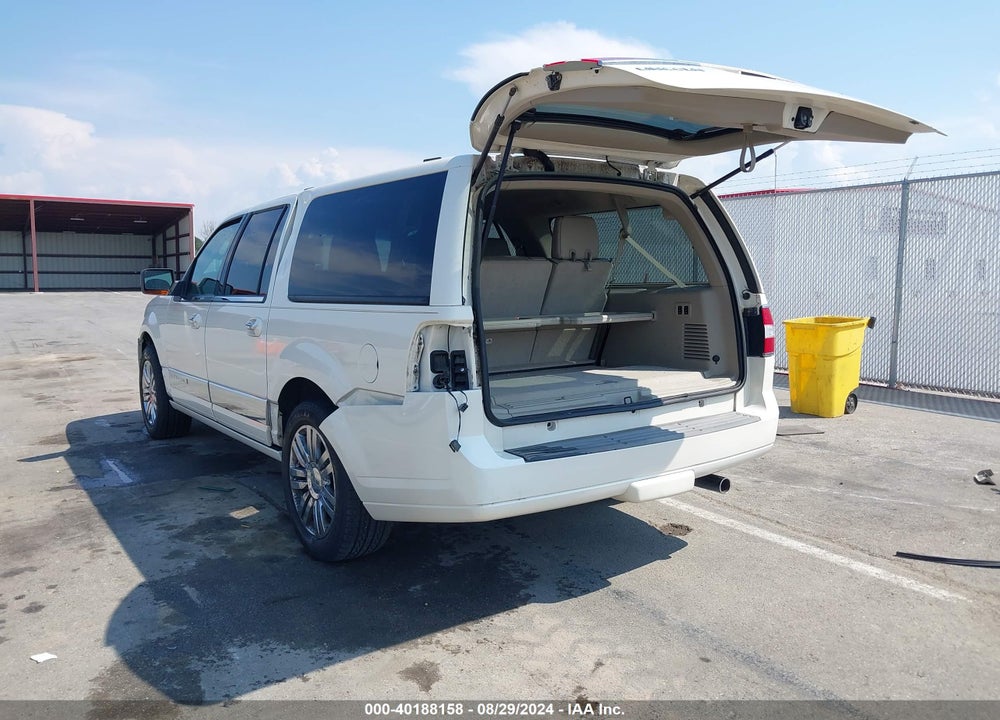 2007 LINCOLN NAVIGATOR L VIN: 5LMFL28587LJ12513