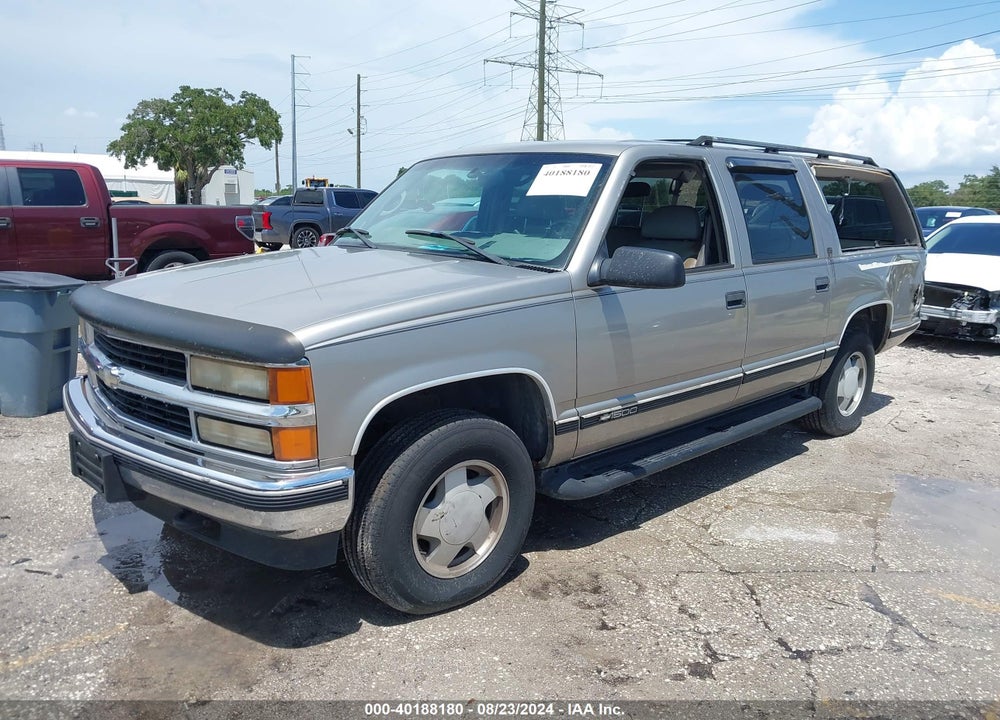 1999 CHEVROLET SUBURBAN 1500 LT VIN: 3GNFK16R7XG259548