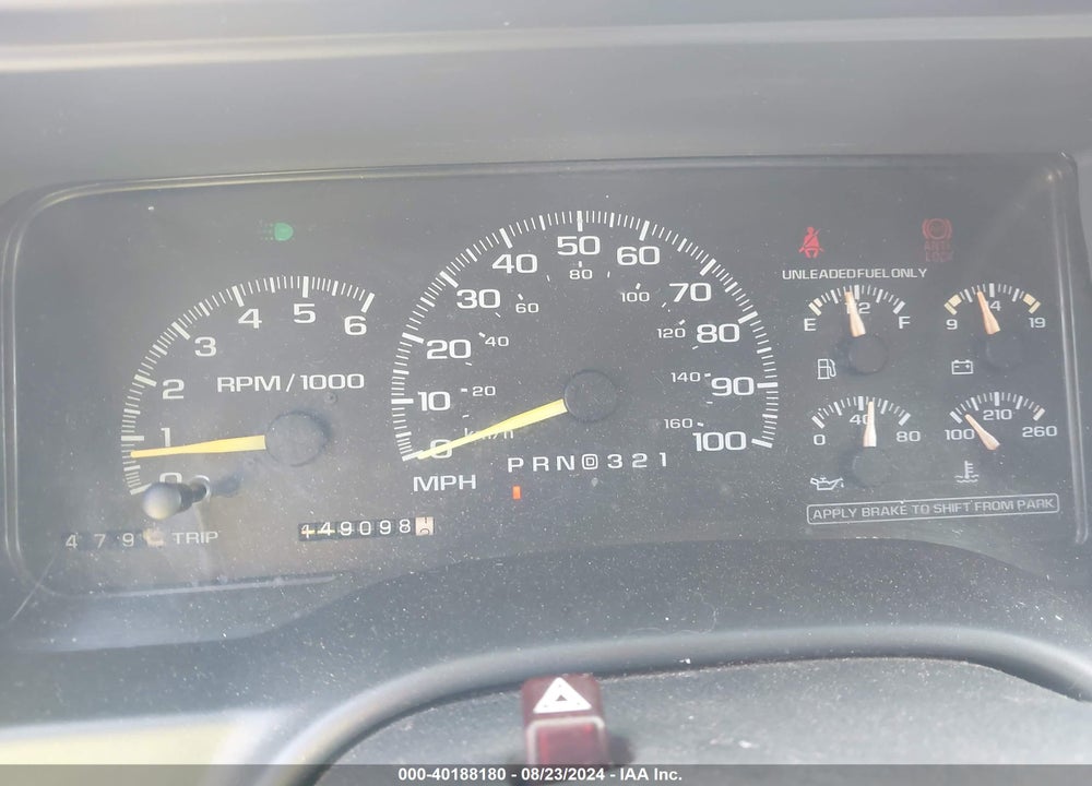 1999 CHEVROLET SUBURBAN 1500 LT VIN: 3GNFK16R7XG259548