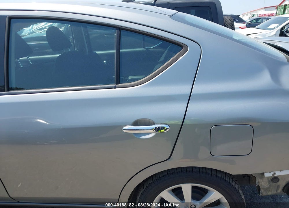 2014 NISSAN VERSA 1.6 SL VIN: 3N1CN7AP6EL876152