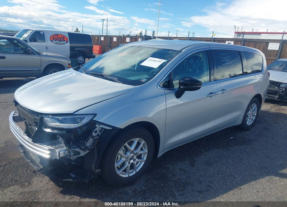 2024 CHRYSLER PACIFICA TOURING L VIN: 2C4RC1BGXRR146178