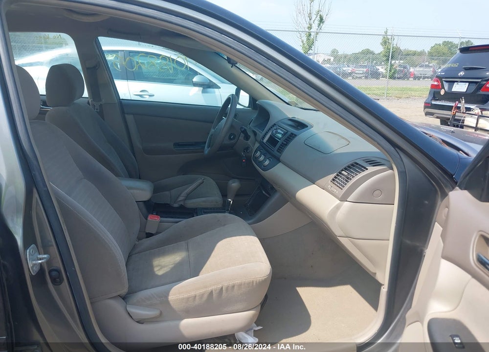2005 TOYOTA CAMRY LE VIN: 4T1BE32K35U606527