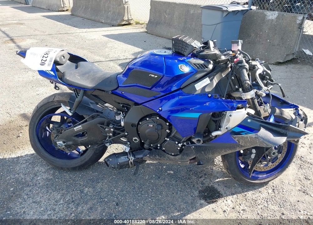2024 YAMAHA YZFR1 VIN: JYARN66E9RA004243