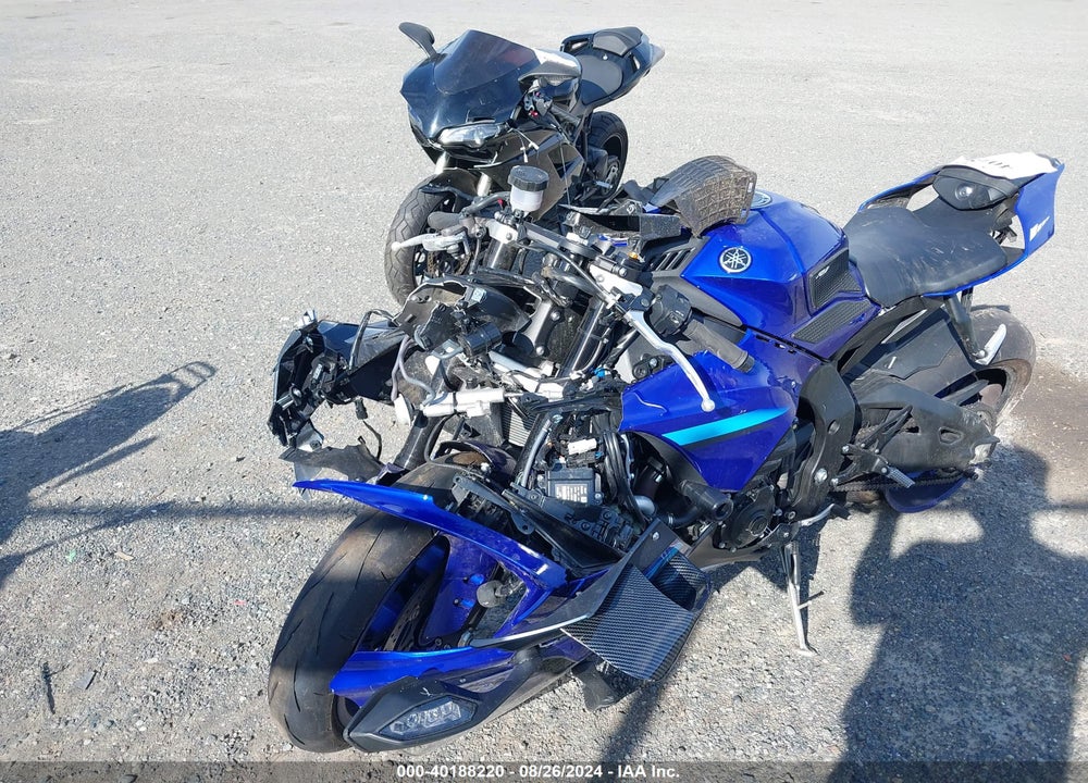 2024 YAMAHA YZFR1 VIN: JYARN66E9RA004243