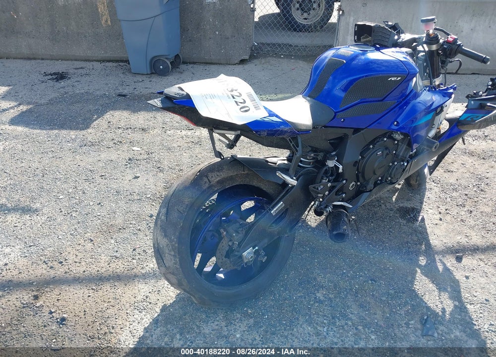 2024 YAMAHA YZFR1 VIN: JYARN66E9RA004243