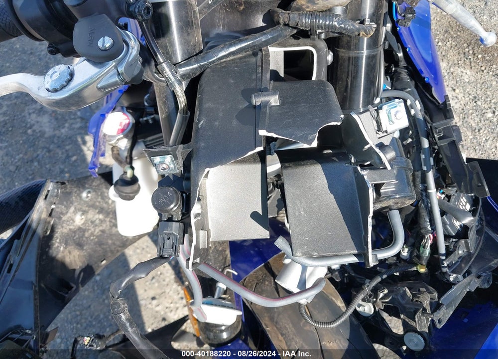 2024 YAMAHA YZFR1 VIN: JYARN66E9RA004243