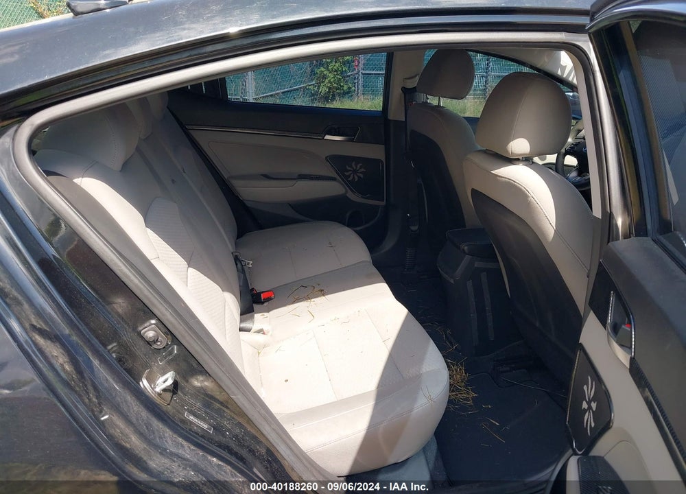 2020 HYUNDAI ELANTRA SE VIN: 5NPD74LF4LH531133