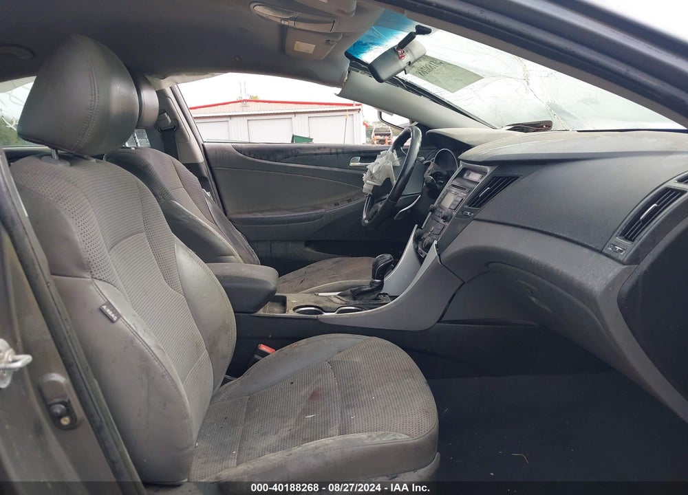2011 HYUNDAI SONATA VIN: 5NPEC4AC8BH146777