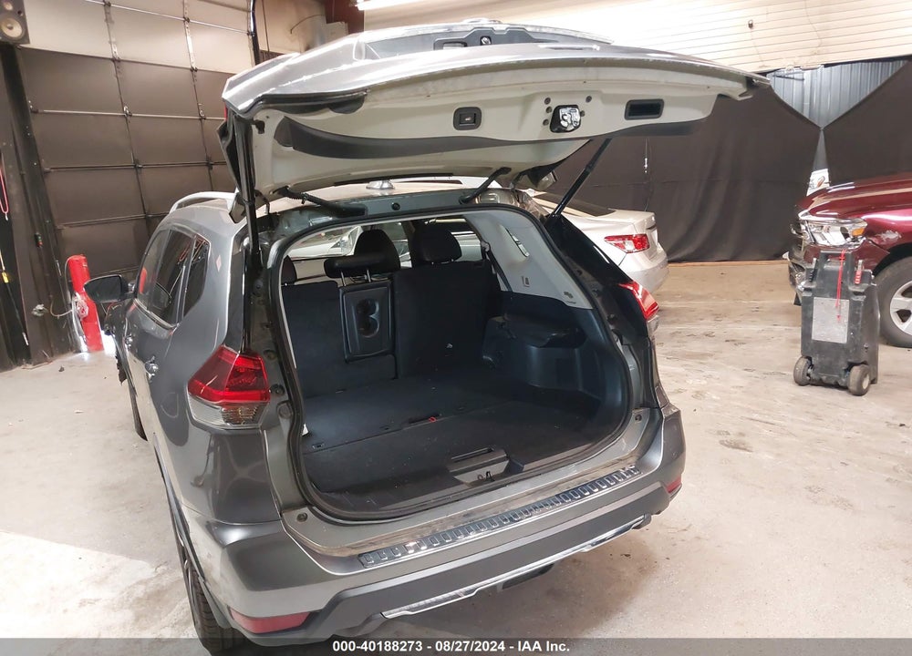 2018 NISSAN ROGUE SL VIN: JN8AT2MV5JW340437