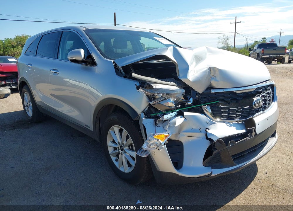 2019 KIA SORENTO 3.3L LX VIN: 5XYPGDA52KG564340