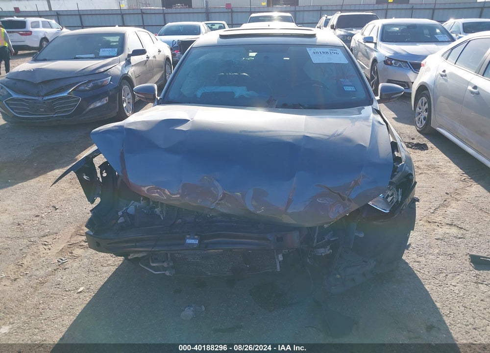 2018 VOLKSWAGEN PASSAT 2.0T SE VIN: 1VWBA7A37JC003465