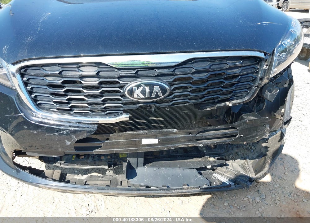 2019 KIA SORENTO 2.4L L VIN: 5XYPG4A34KG597161
