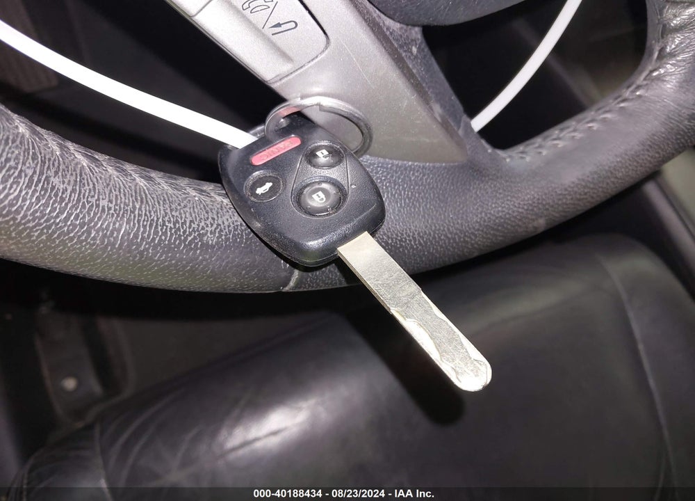 2012 HONDA ACCORD 2.4 EX-L VIN: 1HGCP2F83CA195058