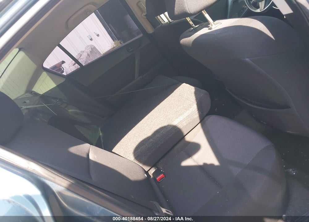 2010 MAZDA 3 I SPORT VIN: JM1BL1SG5A1296791
