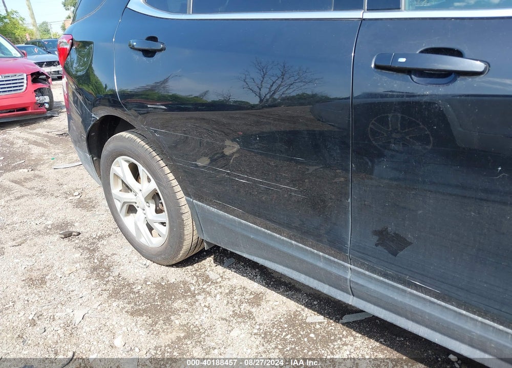 2018 CHEVROLET EQUINOX LT VIN: 2GNAXTEX4J6217915