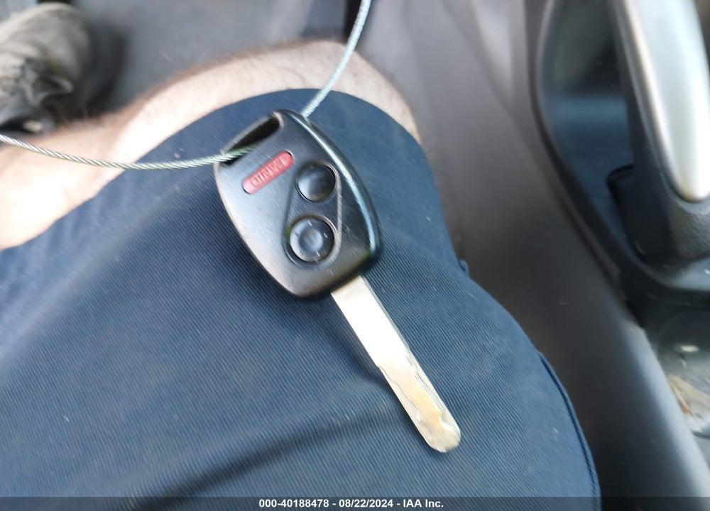 2008 HONDA CIVIC SDN LX VIN: 2HGFA16568H516727