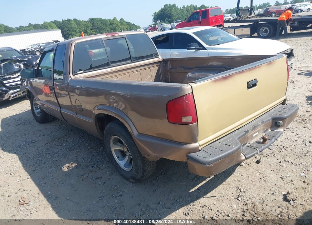 2003 CHEVROLET S-10 LS VIN: 1GCCS19X438134898