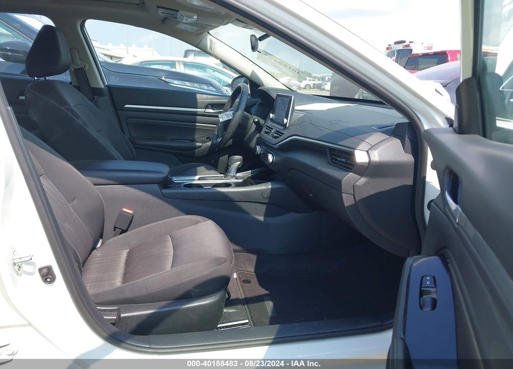 2022 NISSAN ALTIMA SV INTELLIGENT AWD VIN: 1N4BL4DW0NN403109