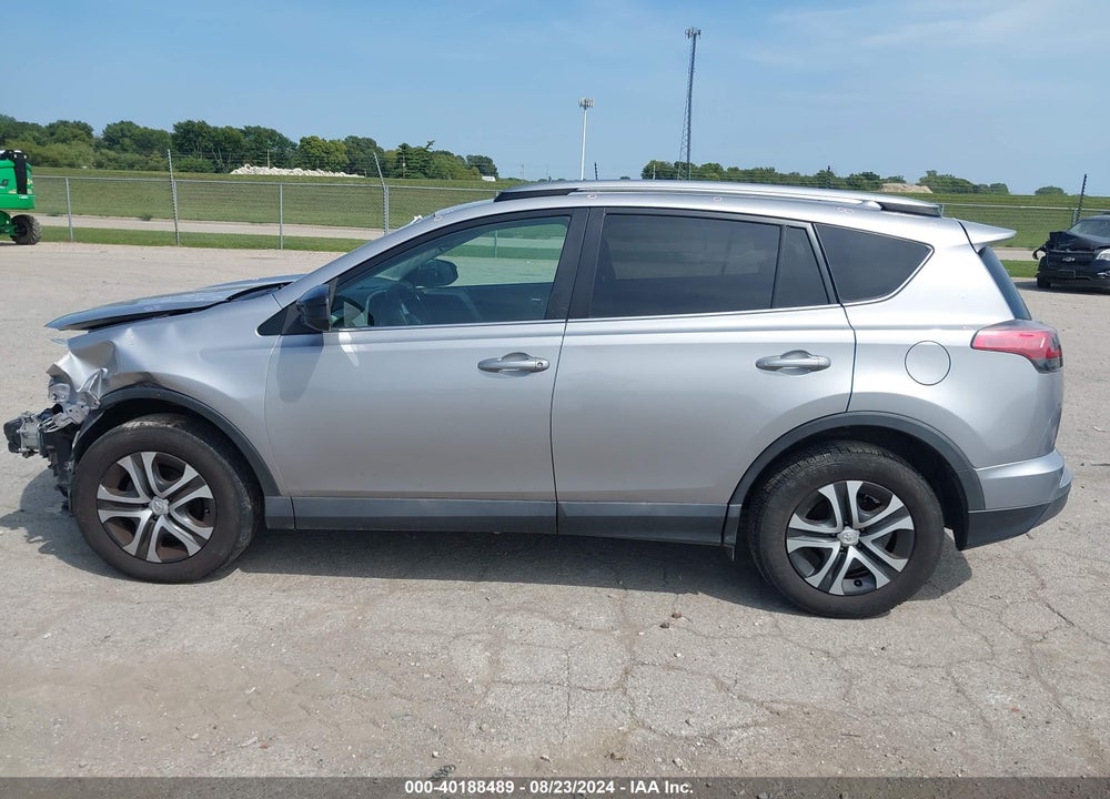 2018 TOYOTA RAV4 LE VIN: 2T3BFREV8JW729764