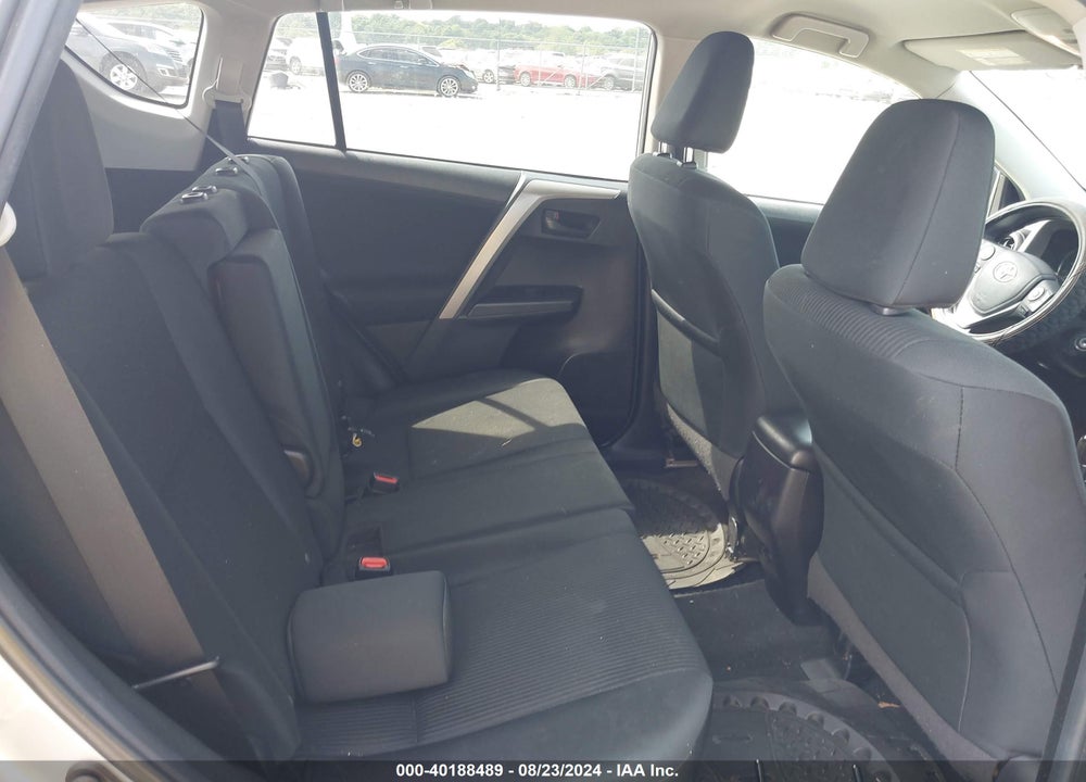 2018 TOYOTA RAV4 LE VIN: 2T3BFREV8JW729764