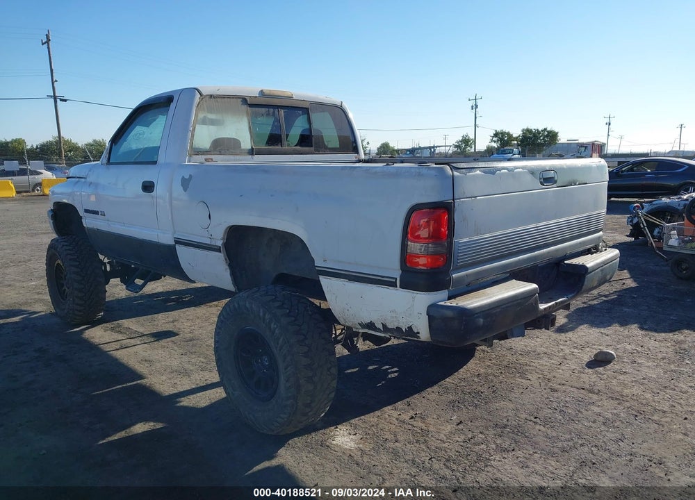 1998 DODGE RAM 1500 ST VIN: 1B7HF16Z7WS689724