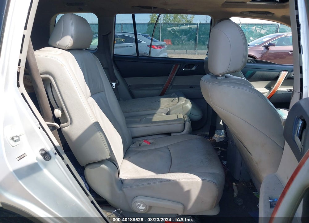 2008 TOYOTA HIGHLANDER LIMITED VIN: JTEES42A682037238