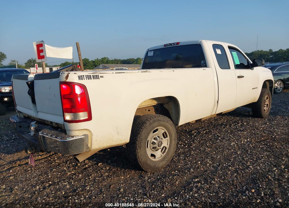 2011 GMC SIERRA 2500HD WORK TRUCK VIN: 1GT21ZCGXBZ274730