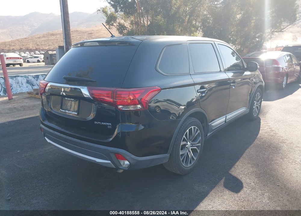 2016 MITSUBISHI OUTLANDER SE VIN: JA4AD3A35GZ003740