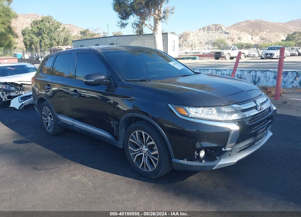 2016 MITSUBISHI OUTLANDER SE VIN: JA4AD3A35GZ003740