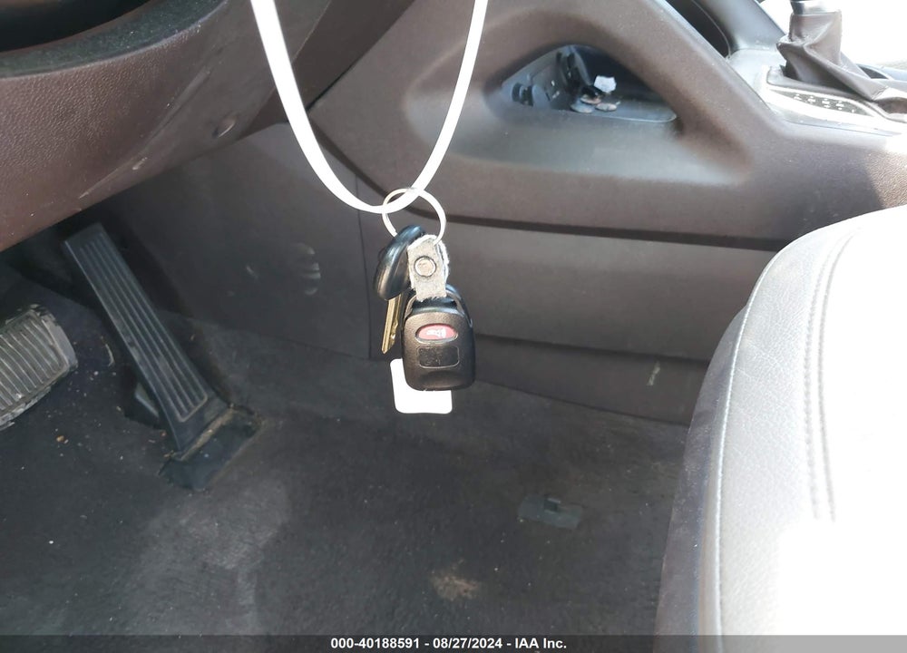 2015 HYUNDAI TUCSON SE VIN: KM8JUCAG8FU970116