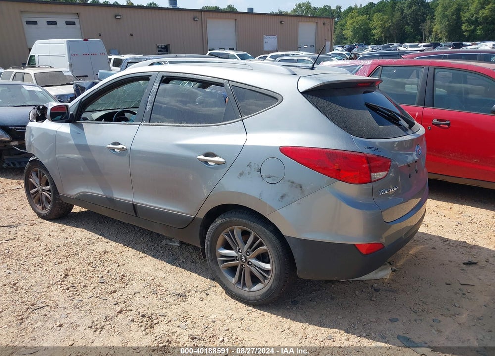 2015 HYUNDAI TUCSON SE VIN: KM8JUCAG8FU970116