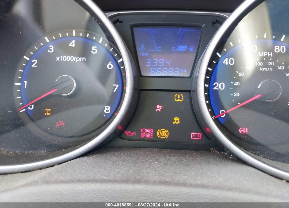 2015 HYUNDAI TUCSON SE VIN: KM8JUCAG8FU970116