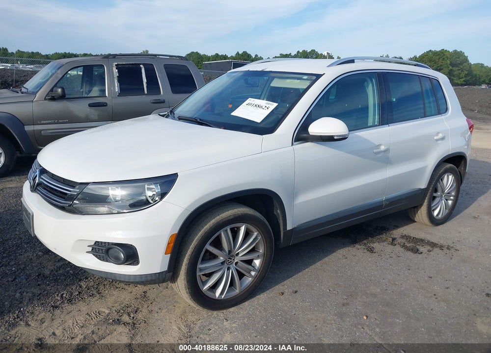 2012 VOLKSWAGEN TIGUAN SE VIN: WVGBV7AX5CW546689
