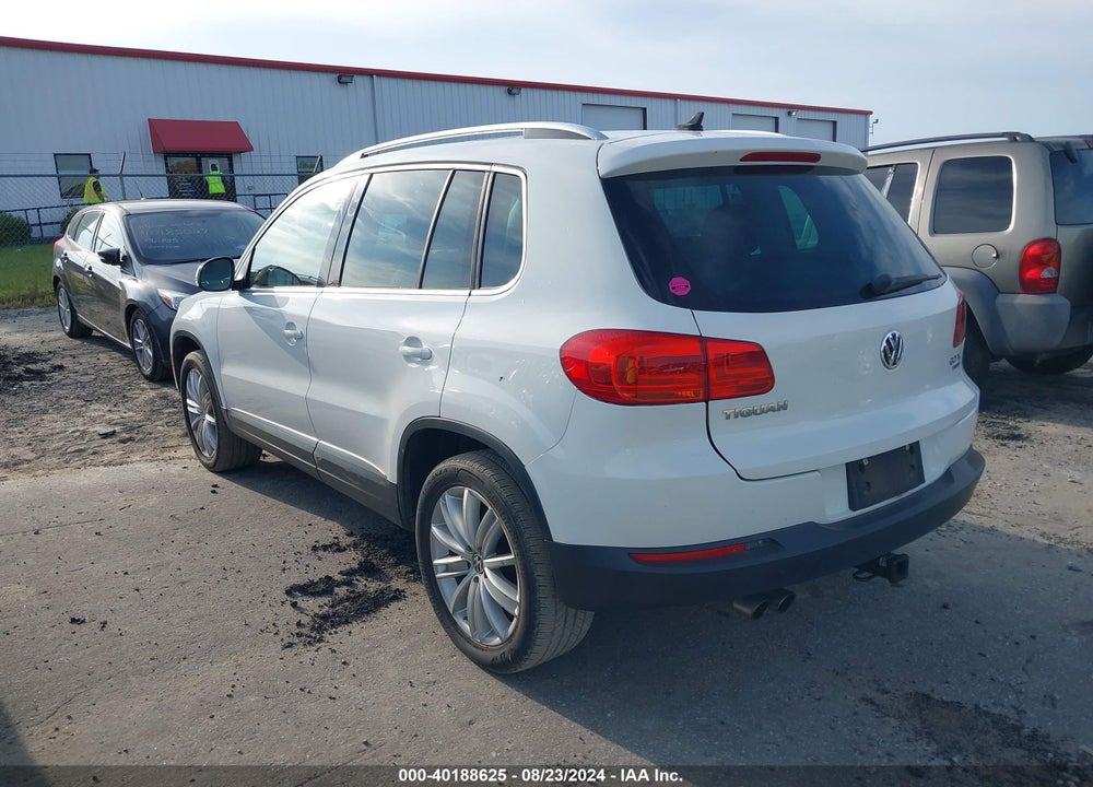 2012 VOLKSWAGEN TIGUAN SE VIN: WVGBV7AX5CW546689