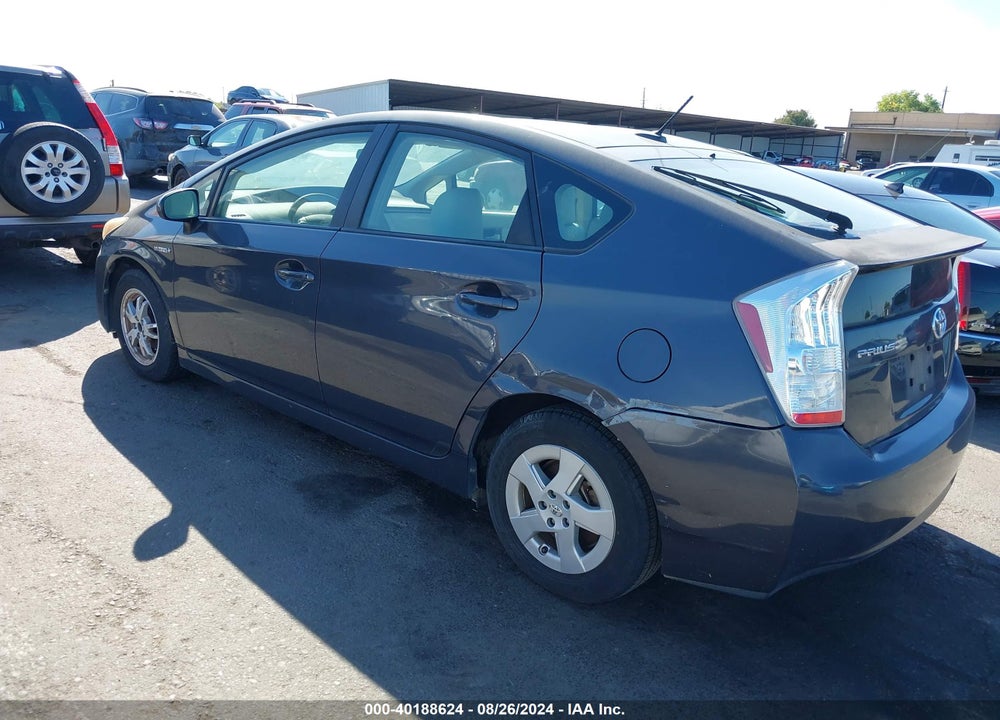 2011 TOYOTA PRIUS TWO VIN: JTDKN3DU3B0252126