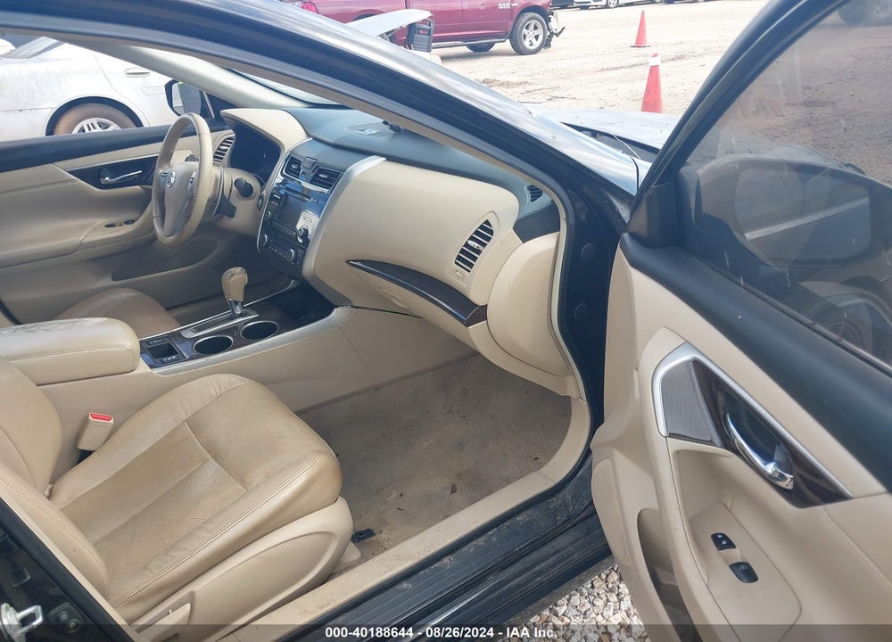 2013 NISSAN ALTIMA 3.5S/3.5SV/3.5SL VIN: 1N4BL3AP7DC206536