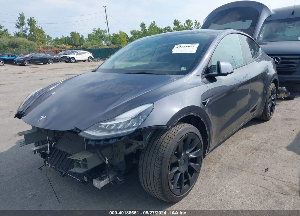 2021 TESLA MODEL Y LONG RANGE DUAL MOTOR ALL-WHEEL DRIVE VIN: 5YJYGAEE9MF200648