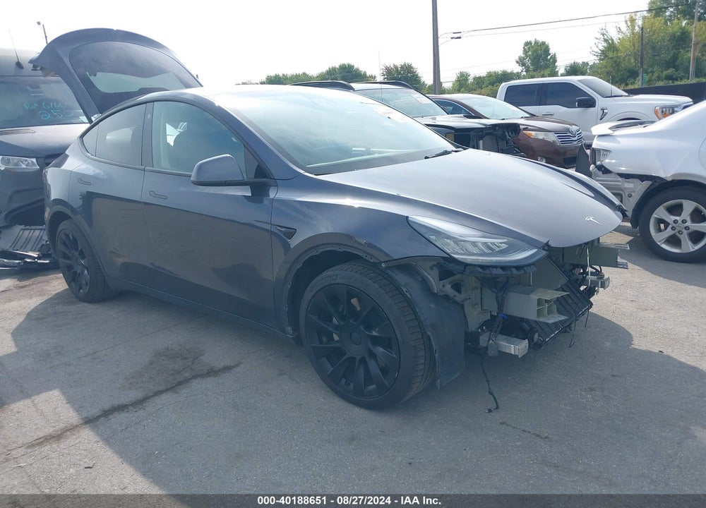2021 TESLA MODEL Y LONG RANGE DUAL MOTOR ALL-WHEEL DRIVE VIN: 5YJYGAEE9MF200648
