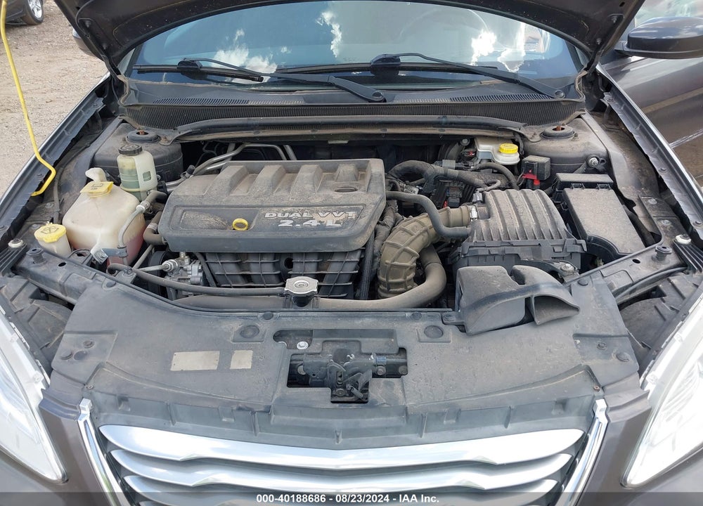 2014 CHRYSLER 200 VIN: 1C3BCBEB9EN158101