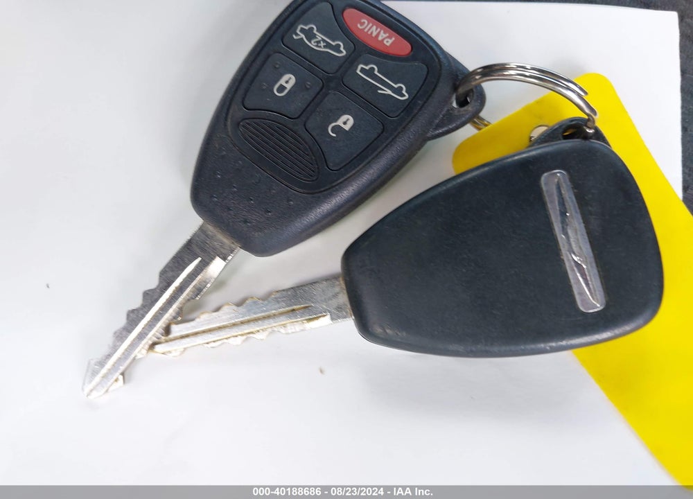 2014 CHRYSLER 200 VIN: 1C3BCBEB9EN158101