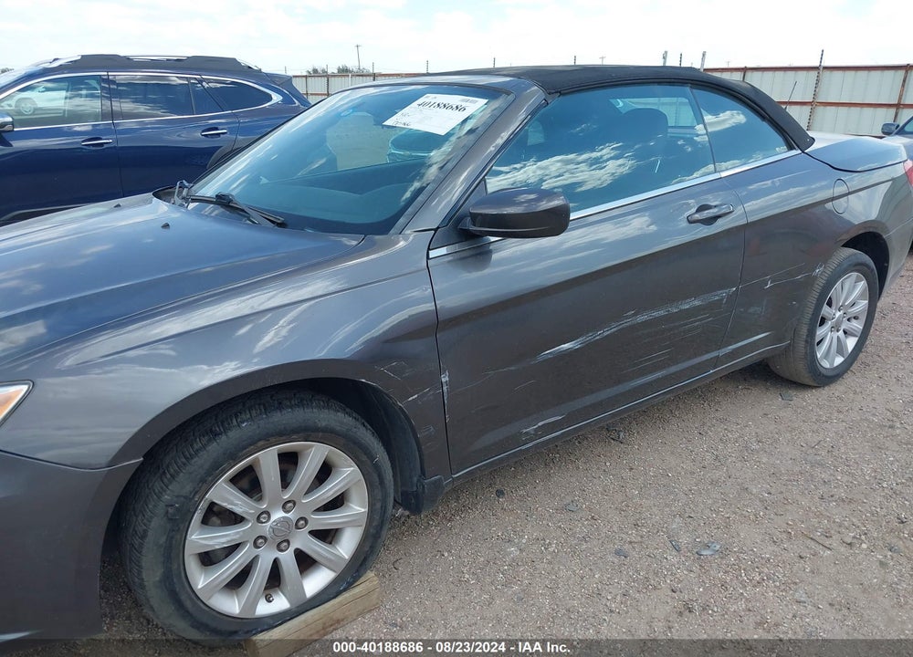 2014 CHRYSLER 200 VIN: 1C3BCBEB9EN158101