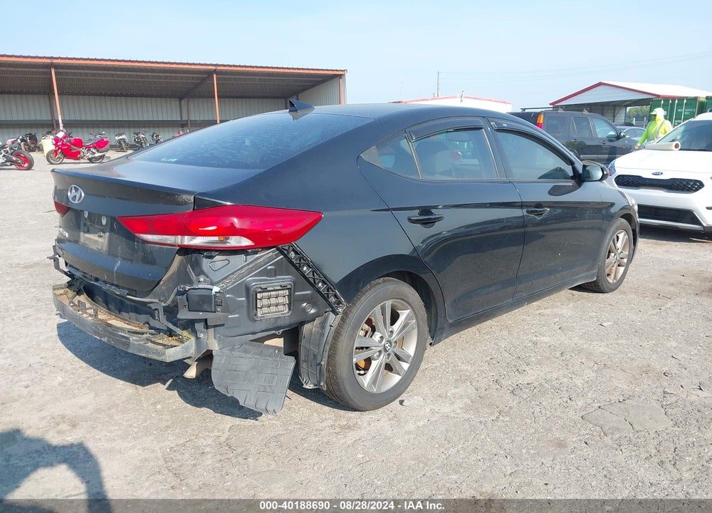 2018 HYUNDAI ELANTRA SEL VIN: 5NPD84LF8JH310029