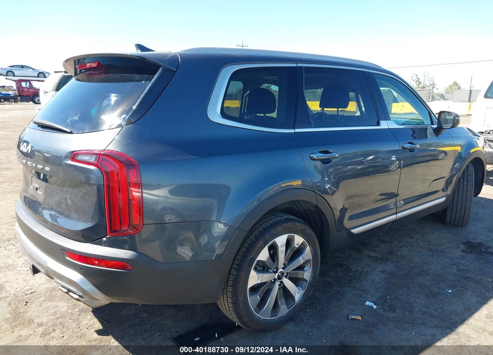 2022 KIA TELLURIDE S VIN: 5XYP64HC3NG197783