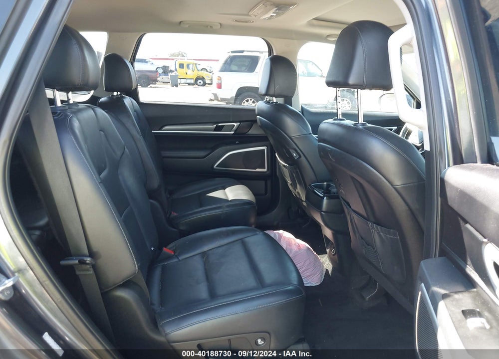 2022 KIA TELLURIDE S VIN: 5XYP64HC3NG197783