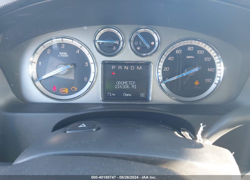 2011 CADILLAC ESCALADE LUXURY VIN: 1GYS4BEFXBR138739