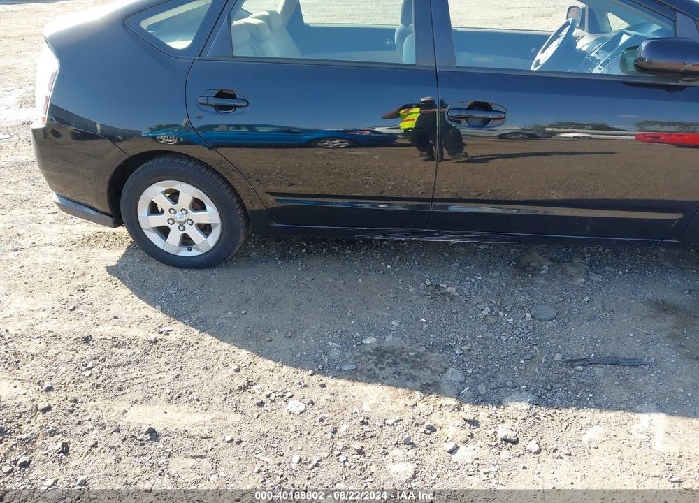 2007 TOYOTA PRIUS VIN: JTDKB20UX77673560