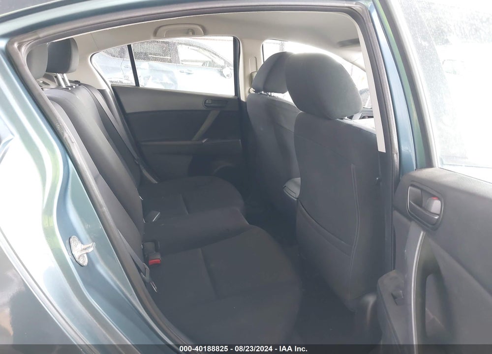 2011 MAZDA 3 I SPORT VIN: JM1BL1UF0B1355722