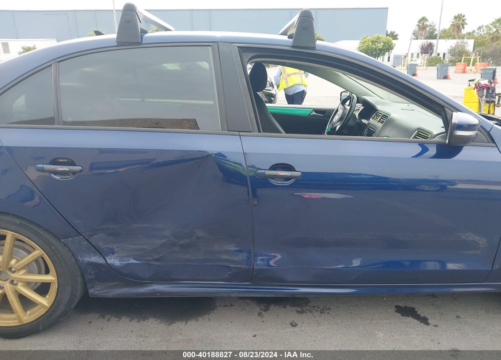 2012 VOLKSWAGEN JETTA 2.5L SE VIN: 3VWBP7AJ3CM318777