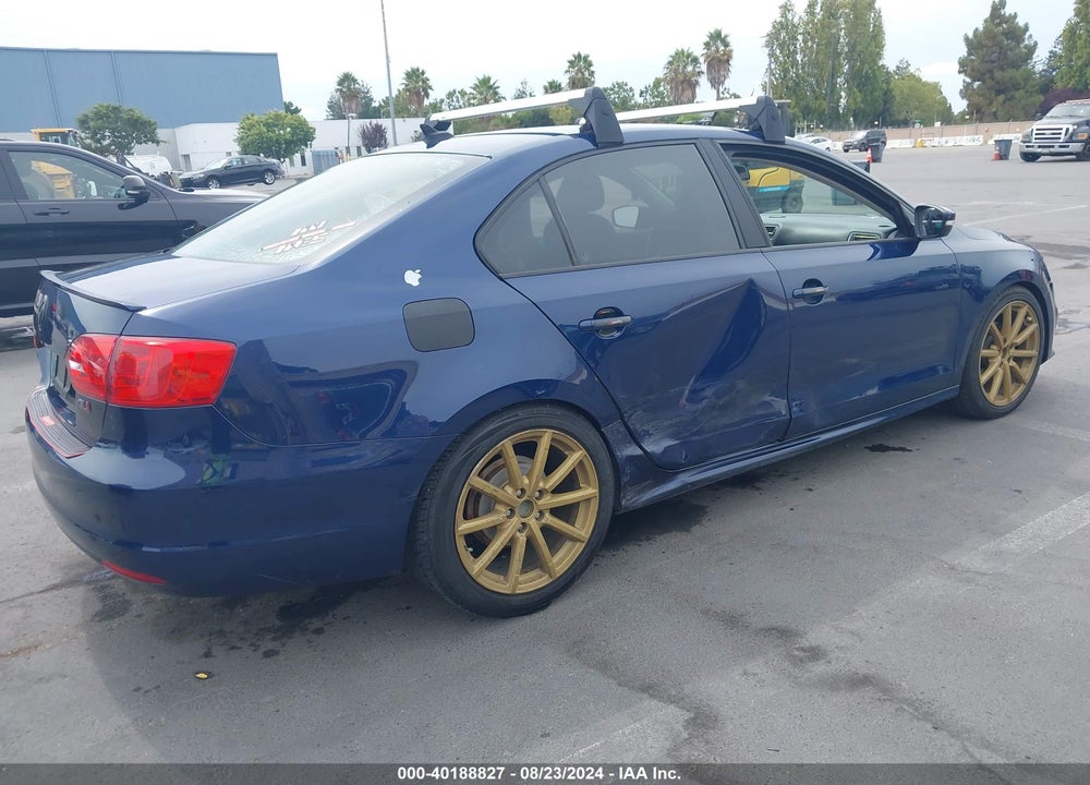 2012 VOLKSWAGEN JETTA 2.5L SE VIN: 3VWBP7AJ3CM318777